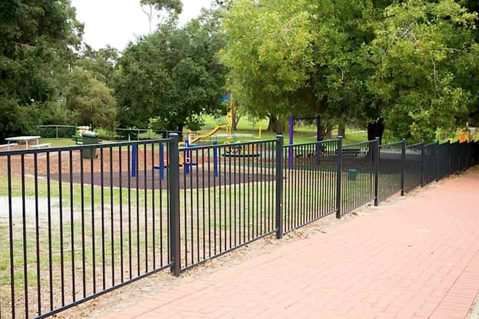 Steel fence is placed along the leisure area.